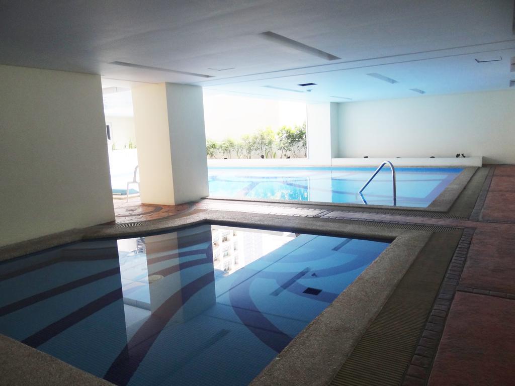 Apartment At Greenbelt ماكاتي المظهر الخارجي الصورة