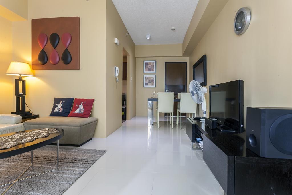 Apartment At Greenbelt ماكاتي المظهر الخارجي الصورة